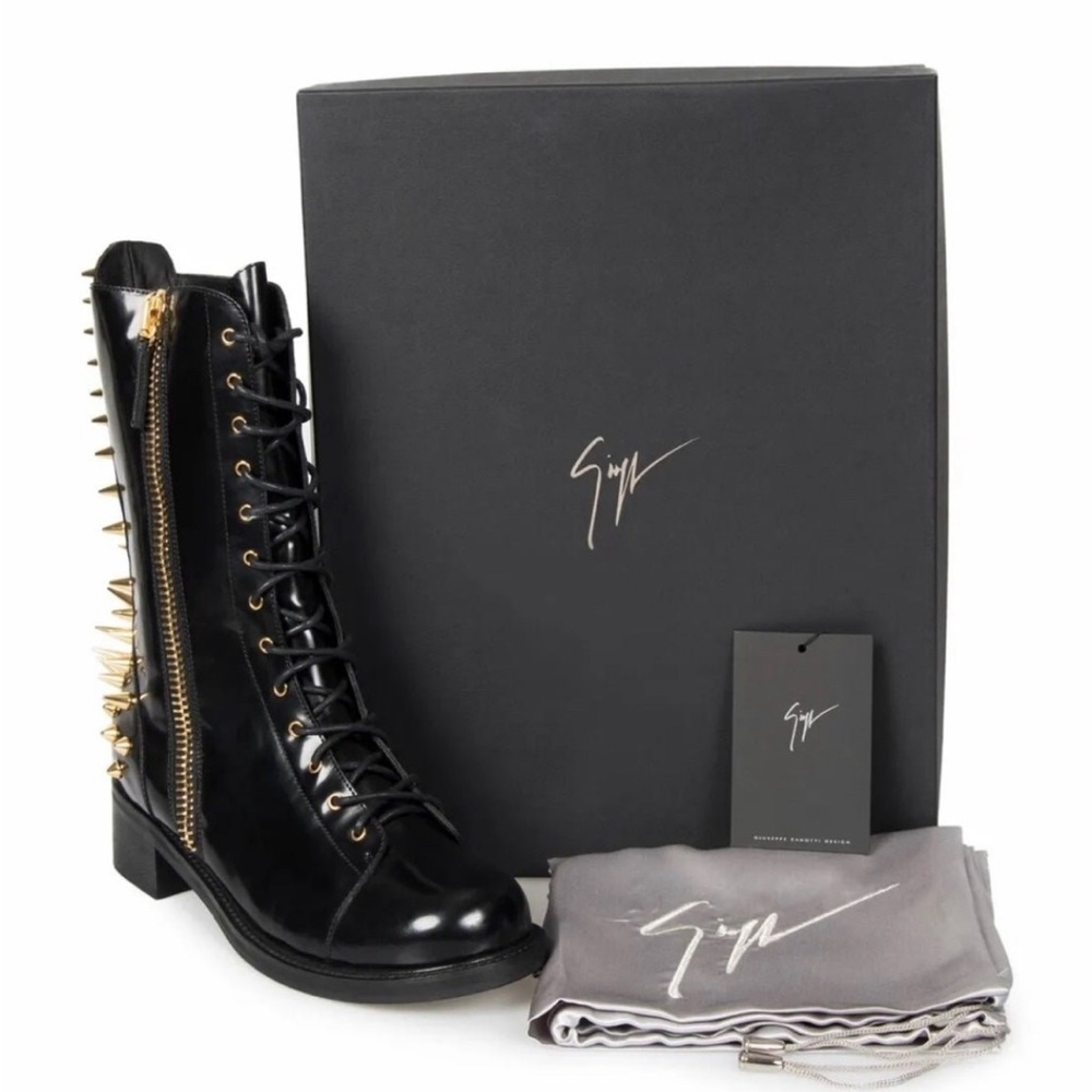 Giuseppe Zanotti Womens Black Blok Spiked Patent Leather Boots size 41 10.5